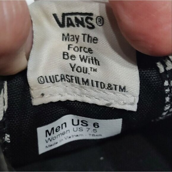 Vans x Star Wars Stormtrooper Bandana Print Low Top Sneakers M 6, W 7.5 - Picture 9 of 9